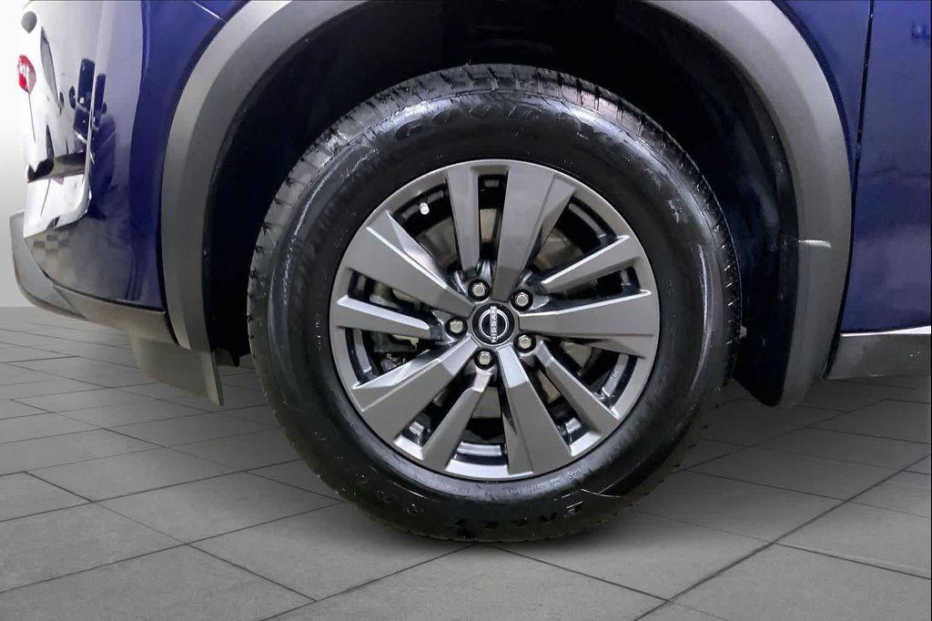 used 2022 Nissan Pathfinder car, priced at $28,888