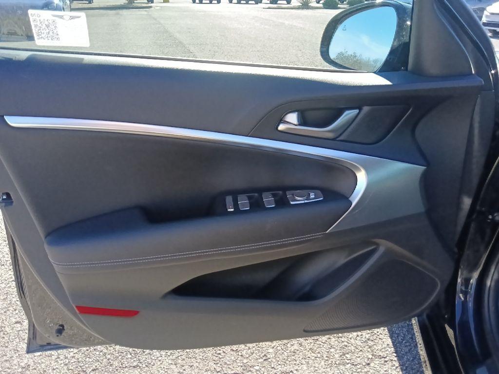 used 2025 Genesis G70 car, priced at $28,997