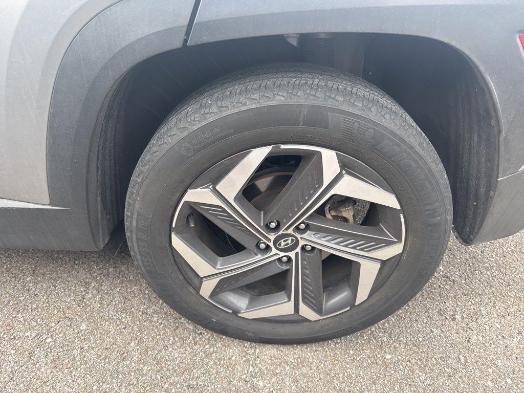 used 2023 Hyundai TUCSON Hybrid car, priced at $21,219