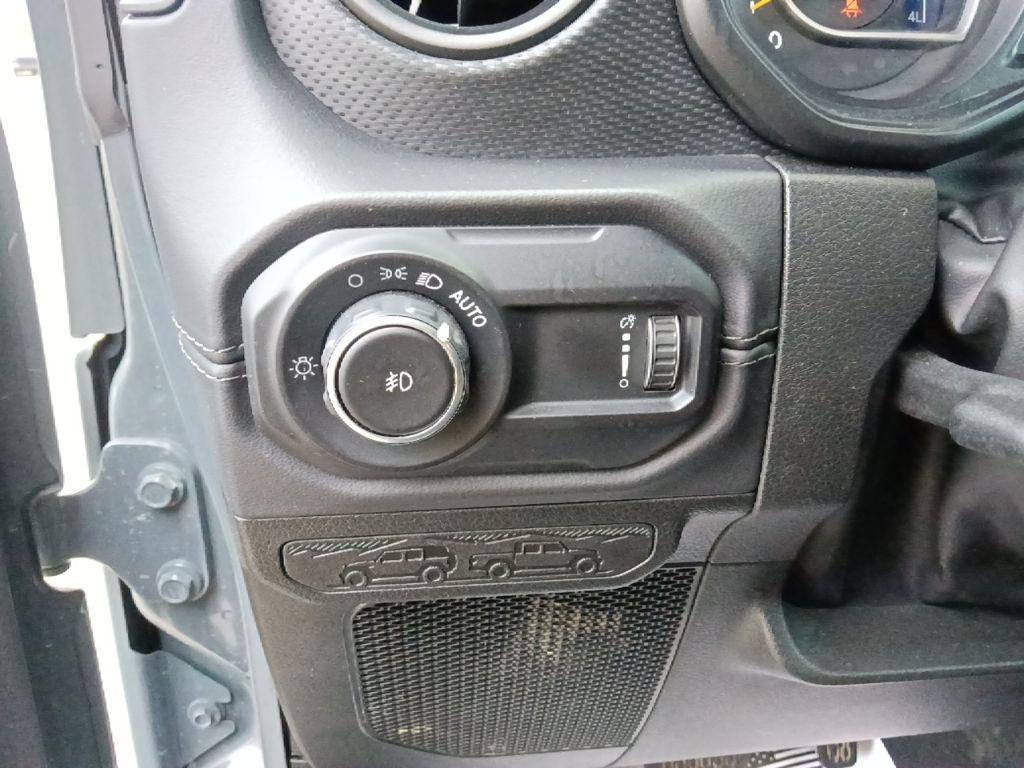used 2025 Jeep Wrangler car, priced at $37,897