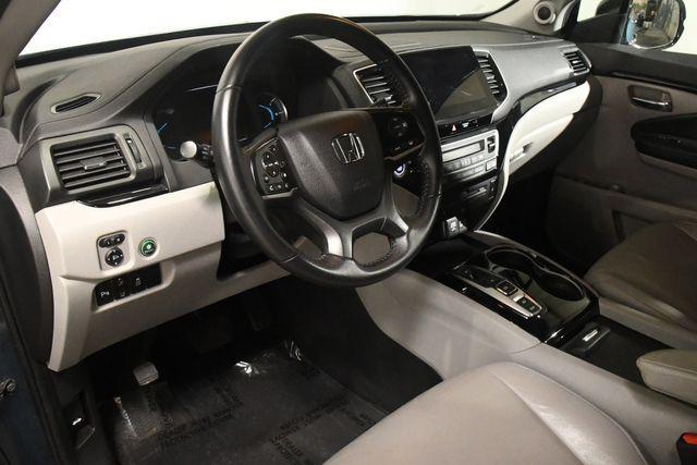 used 2021 Honda Pilot car, priced at $26,995