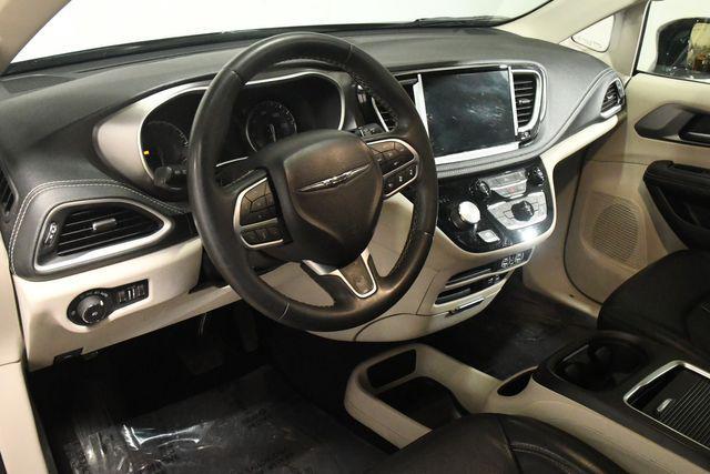 used 2022 Chrysler Pacifica car, priced at $23,995