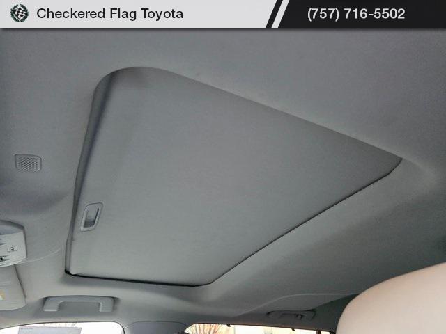 used 2021 Toyota Highlander Hybrid car, priced at $32,940