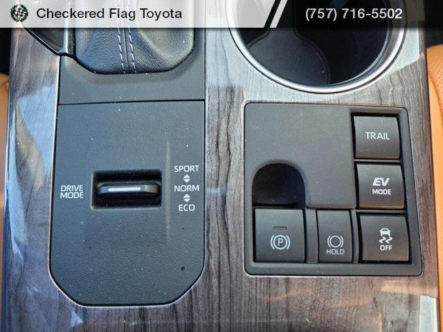 used 2024 Toyota Highlander Hybrid car, priced at $52,490