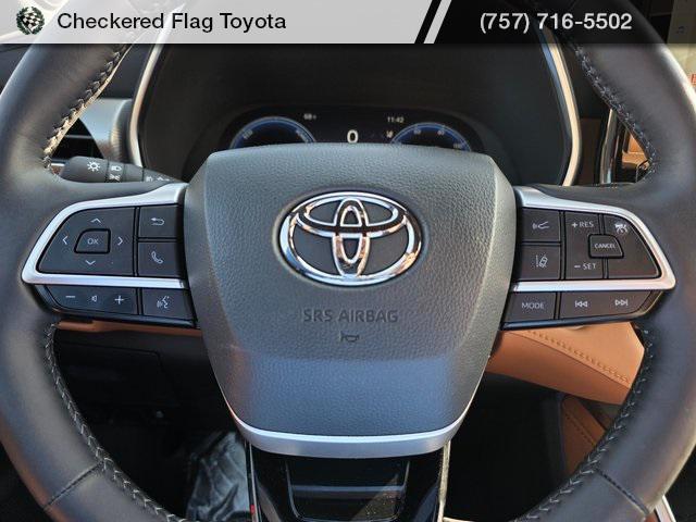 used 2024 Toyota Highlander Hybrid car, priced at $52,490