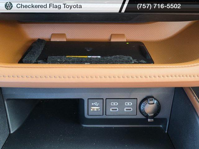 used 2024 Toyota Highlander Hybrid car, priced at $52,490