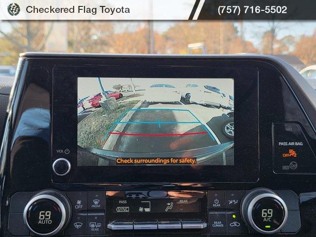 used 2023 Toyota Highlander car, priced at $28,711