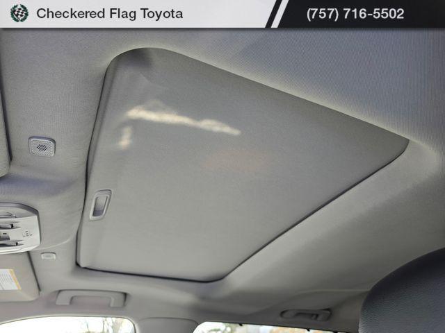 used 2023 Toyota Highlander car, priced at $37,990