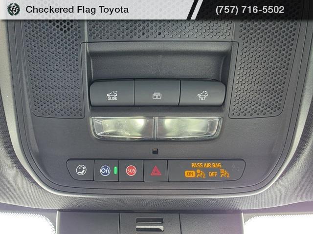 used 2024 Chevrolet Traverse car, priced at $37,990