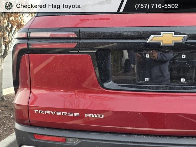 used 2024 Chevrolet Traverse car, priced at $37,990