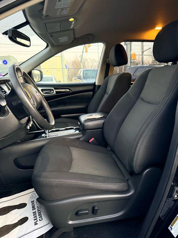 used 2020 Nissan Pathfinder car, priced at $12,999