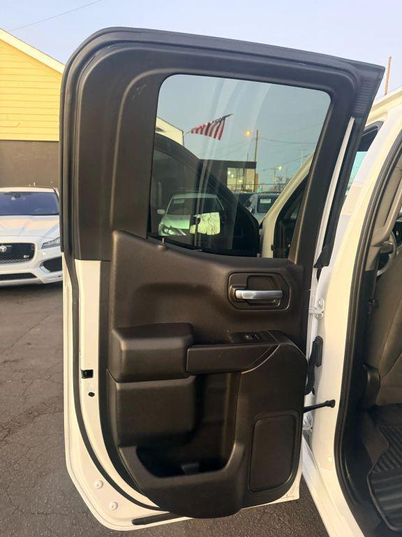 used 2023 GMC Sierra 1500 car, priced at $28,699