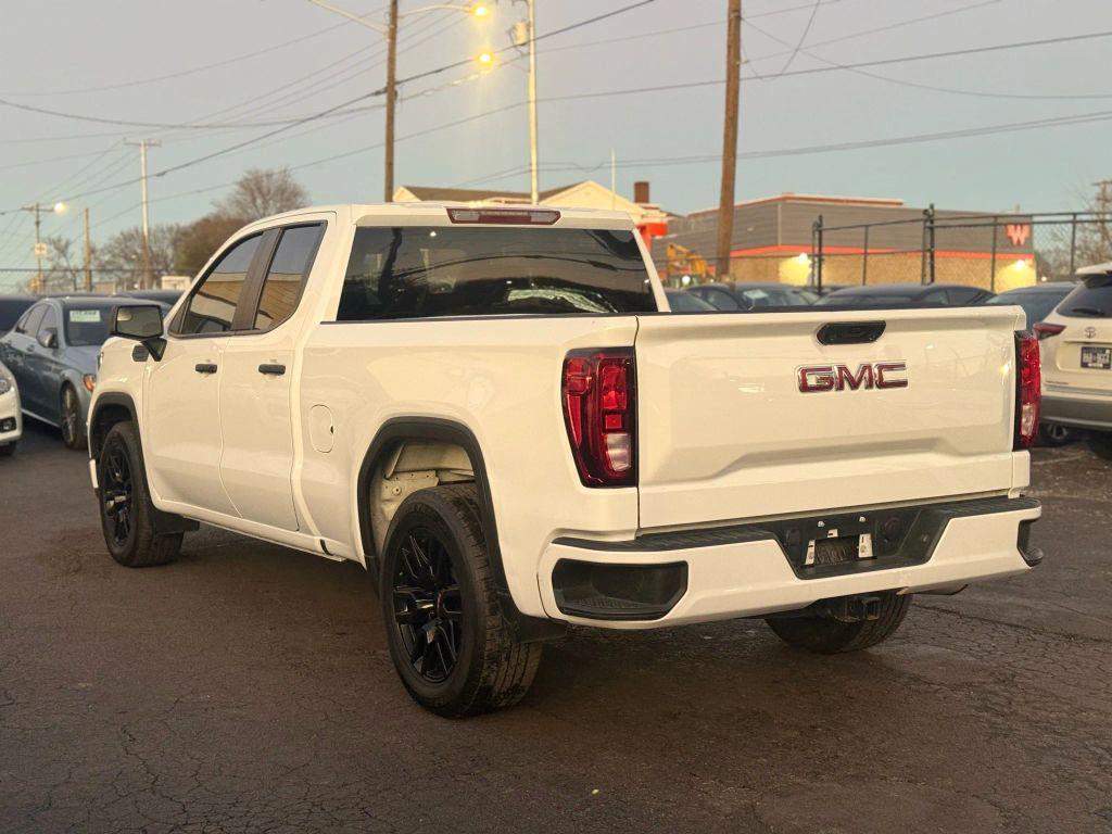 used 2023 GMC Sierra 1500 car, priced at $28,699
