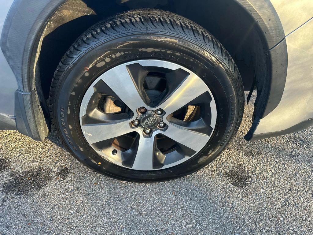 used 2014 Subaru XV Crosstrek Hybrid car, priced at $7,499