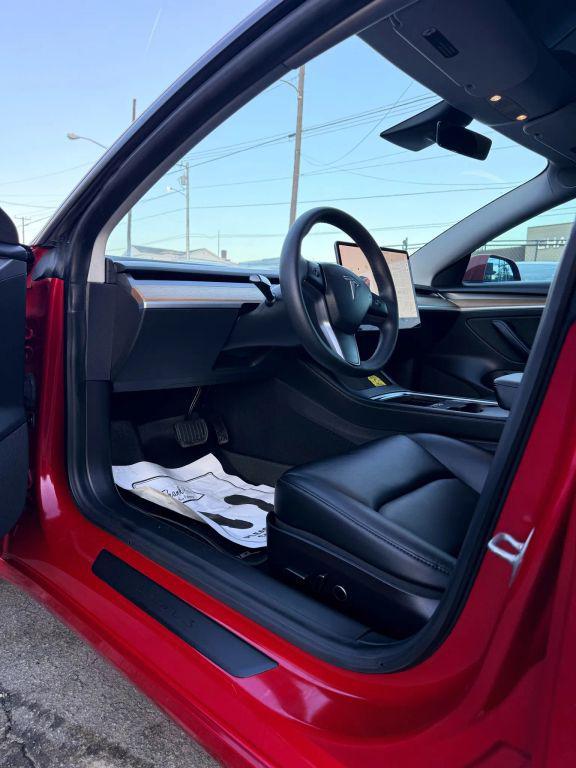 used 2021 Tesla Model 3 car, priced at $16,299