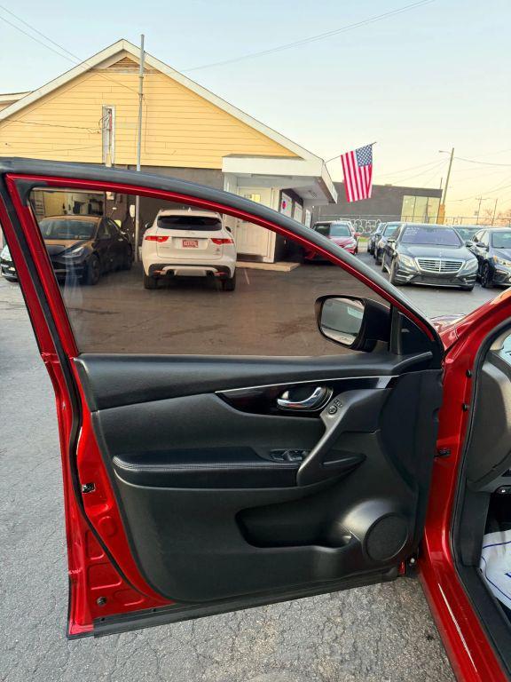 used 2019 Nissan Rogue Sport car, priced at $11,999