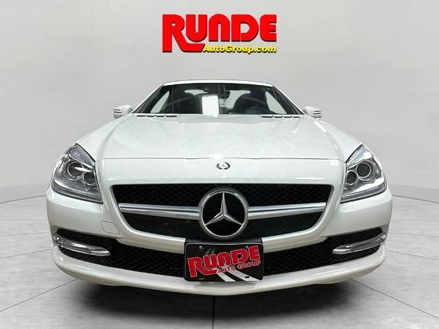 2016 White Mercedes-Benz SLK-Class