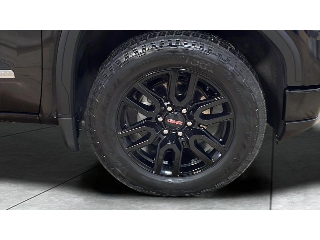 used 2022 GMC Sierra 1500 car, priced at $42,971