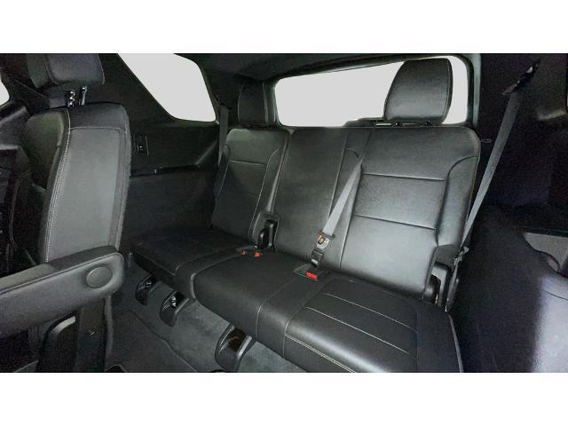 used 2023 Chevrolet Traverse car, priced at $28,990