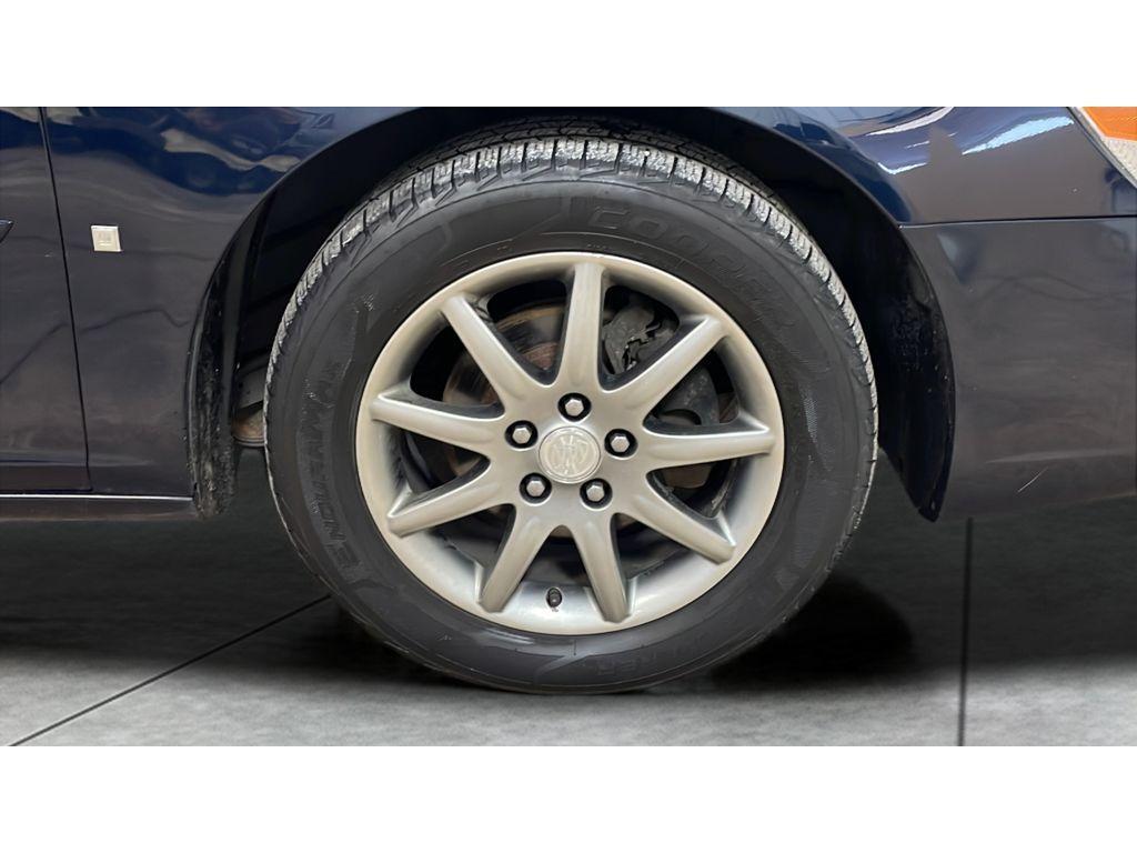 used 2007 Buick Lucerne car, priced at $5,771