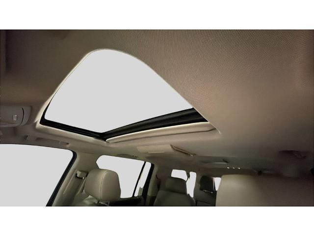 used 2015 Chevrolet Suburban car, priced at $17,920