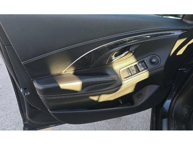 used 2014 Buick LaCrosse car, priced at $9,990