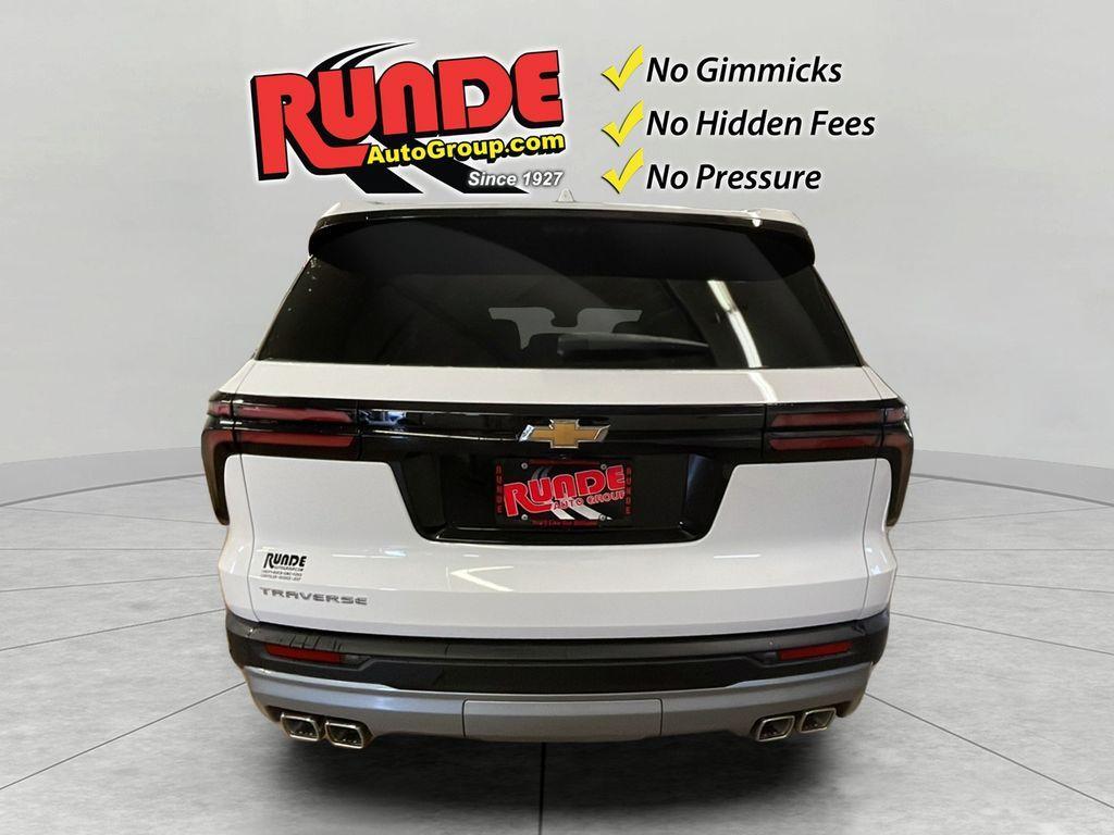new 2026 Chevrolet Traverse car, priced at $42,845