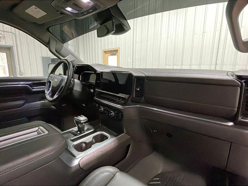 used 2022 Chevrolet Silverado 1500 car, priced at $44,759