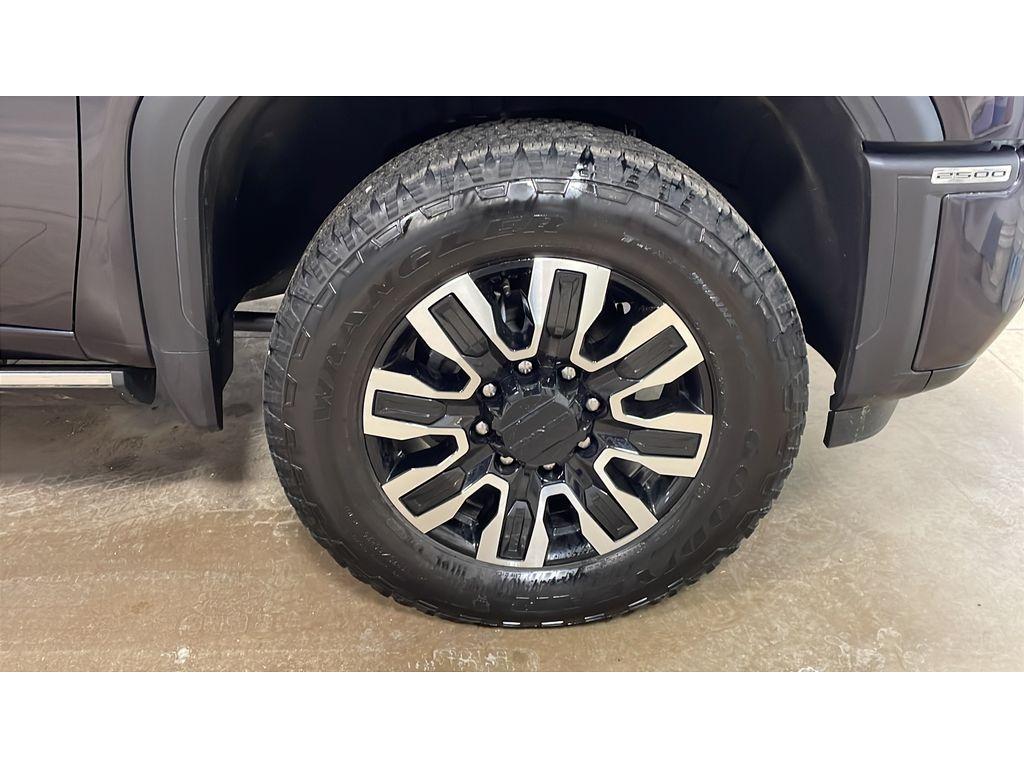 used 2025 GMC Sierra 2500 car, priced at $84,990