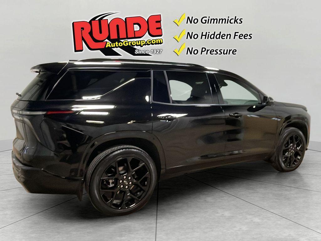 used 2024 Chevrolet Traverse car, priced at $50,971