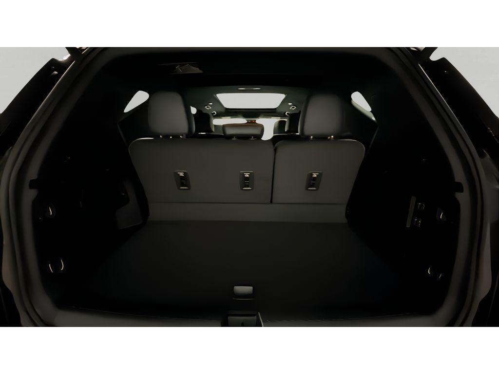 used 2024 Chevrolet Traverse car, priced at $50,971