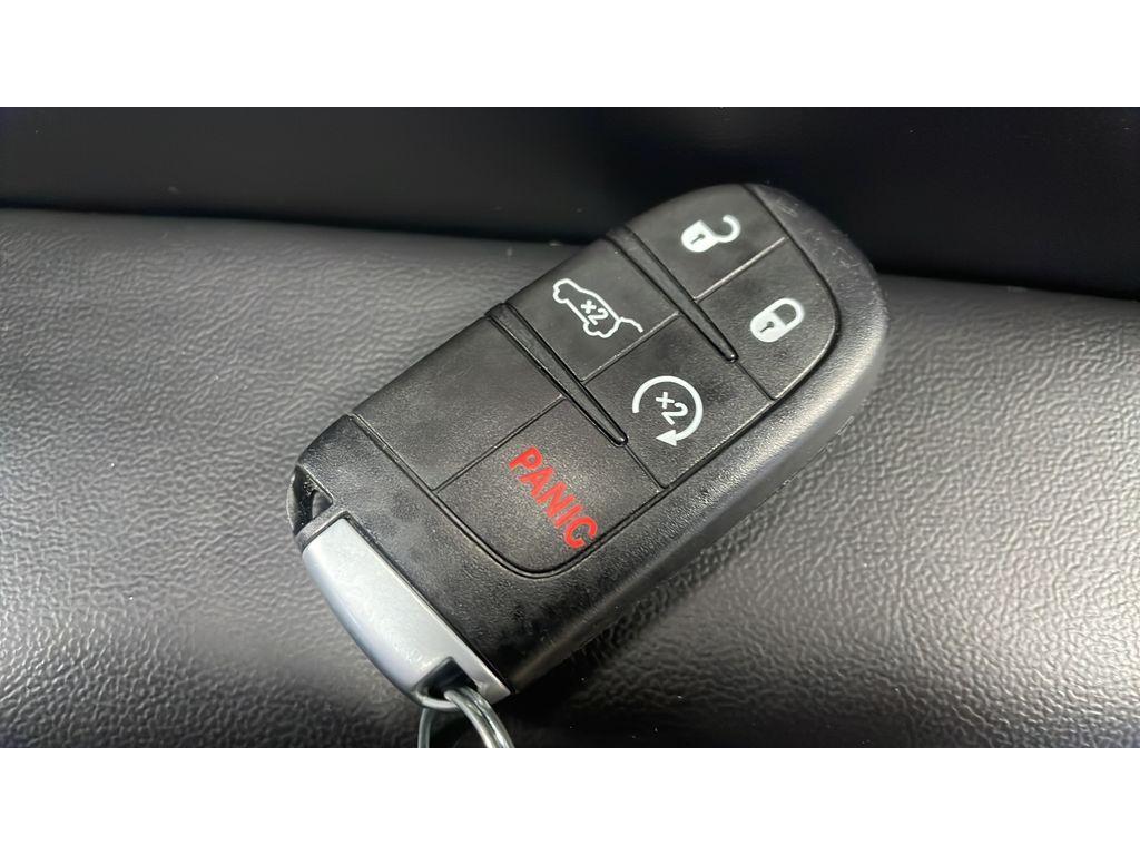 used 2021 Jeep Grand Cherokee car, priced at $25,870