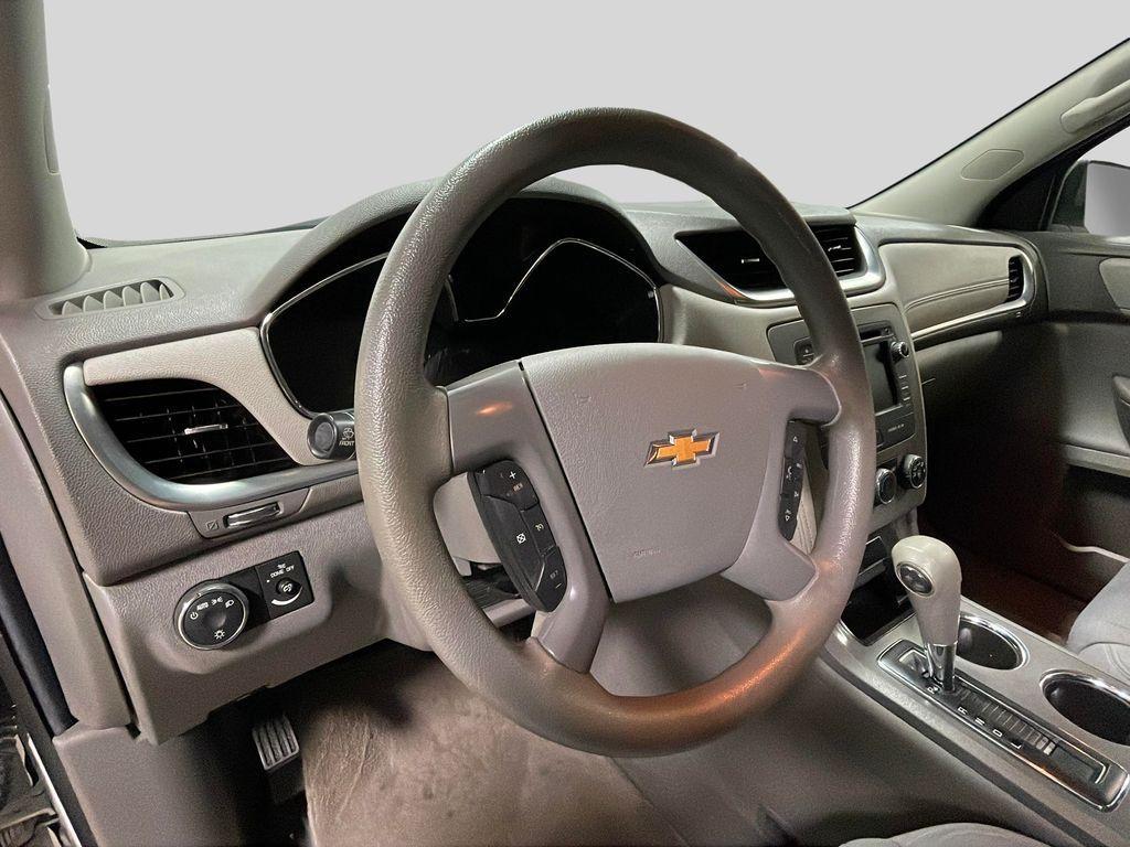 used 2014 Chevrolet Traverse car, priced at $8,377