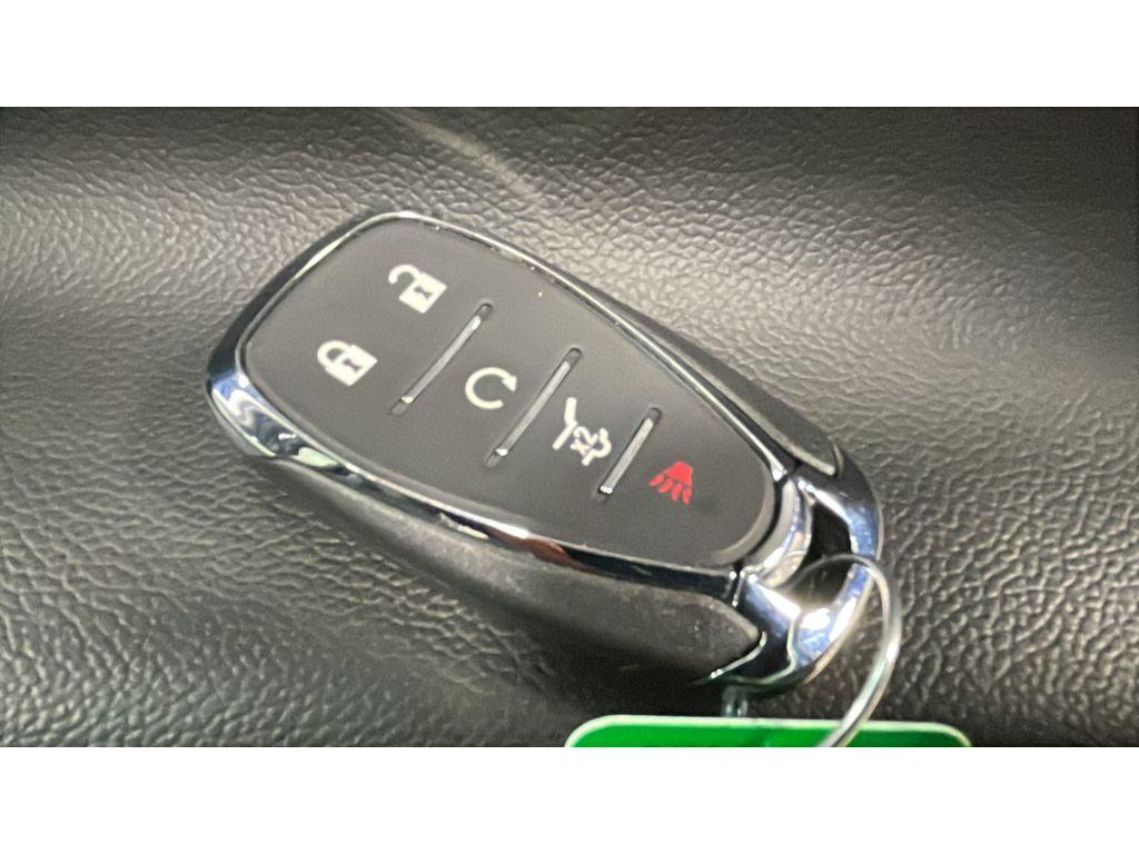 used 2023 Chevrolet Equinox car, priced at $27,500