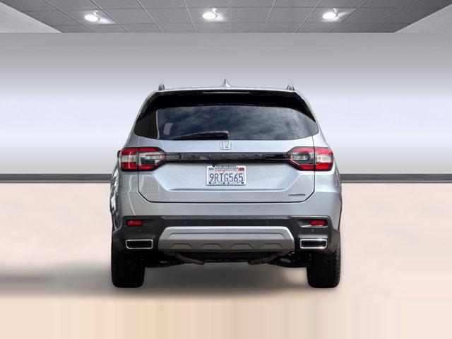 used 2025 Honda Pilot car, priced at $42,083