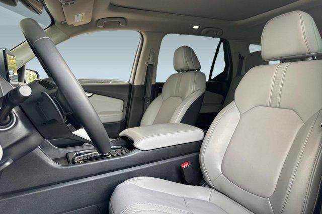 used 2025 Honda Pilot car, priced at $42,083
