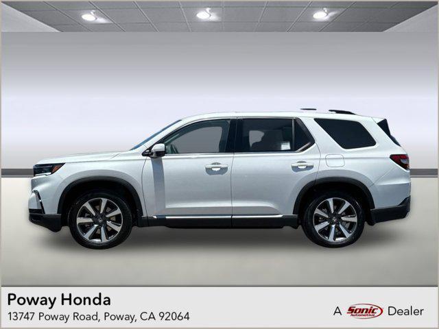 new 2025 Honda Pilot car, priced at $54,180