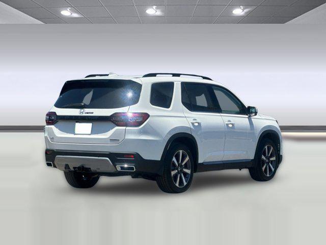 new 2025 Honda Pilot car, priced at $54,180