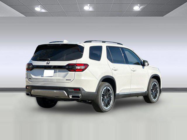 new 2026 Honda Pilot car, priced at $54,245
