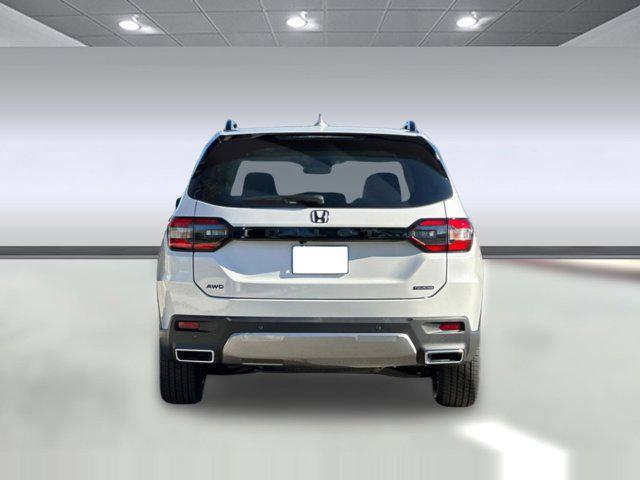new 2026 Honda Pilot car, priced at $54,245