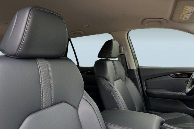 new 2025 Honda Pilot car, priced at $48,280