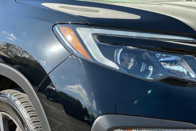 used 2022 Honda Pilot car, priced at $24,999