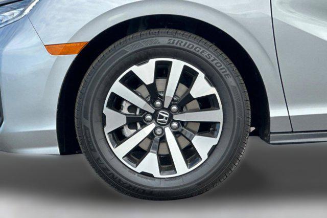 new 2026 Honda Odyssey car, priced at $44,290