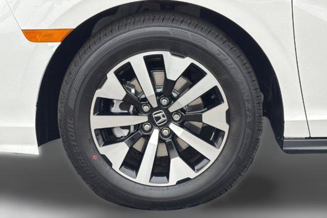 new 2026 Honda Odyssey car, priced at $46,140