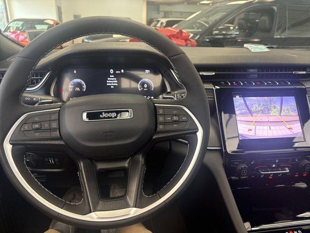 new 2025 Jeep Grand Cherokee car, priced at $44,394
