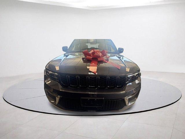 new 2025 Jeep Grand Cherokee car, priced at $44,394