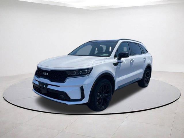 used 2023 Kia Sorento car, priced at $31,721