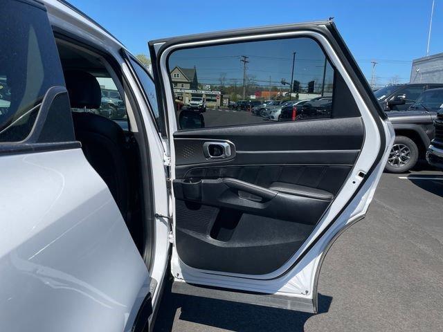 used 2023 Kia Sorento car, priced at $31,721