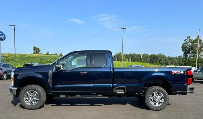 new 2025 Ford F-350 car, priced at $61,224