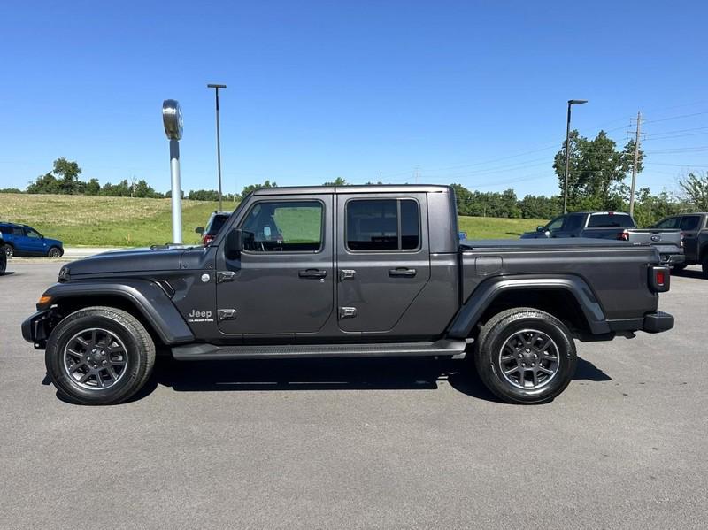 used 2021 Jeep Gladiator car, priced at $28,380